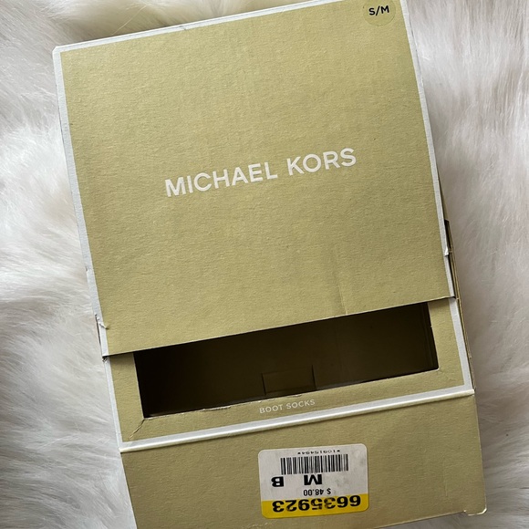 Micheal Kors Boot Socks - Picture 3 of 7